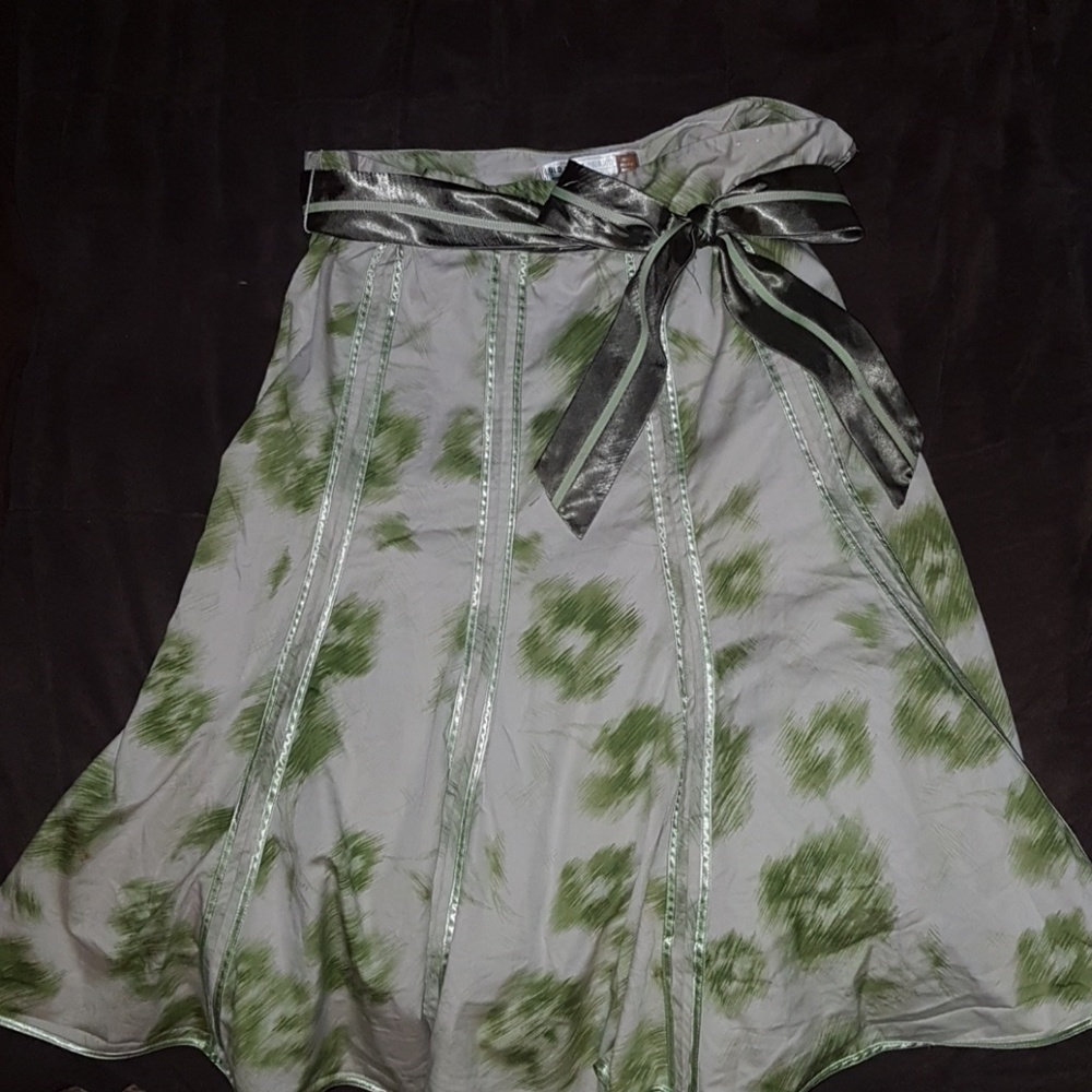 "Old Navy" fancy skirt
